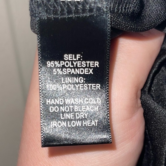 LULU'S Black Off the Shoulder Bodycon Maxi Gown Size Small bridesmaid - Picture 11 of 11